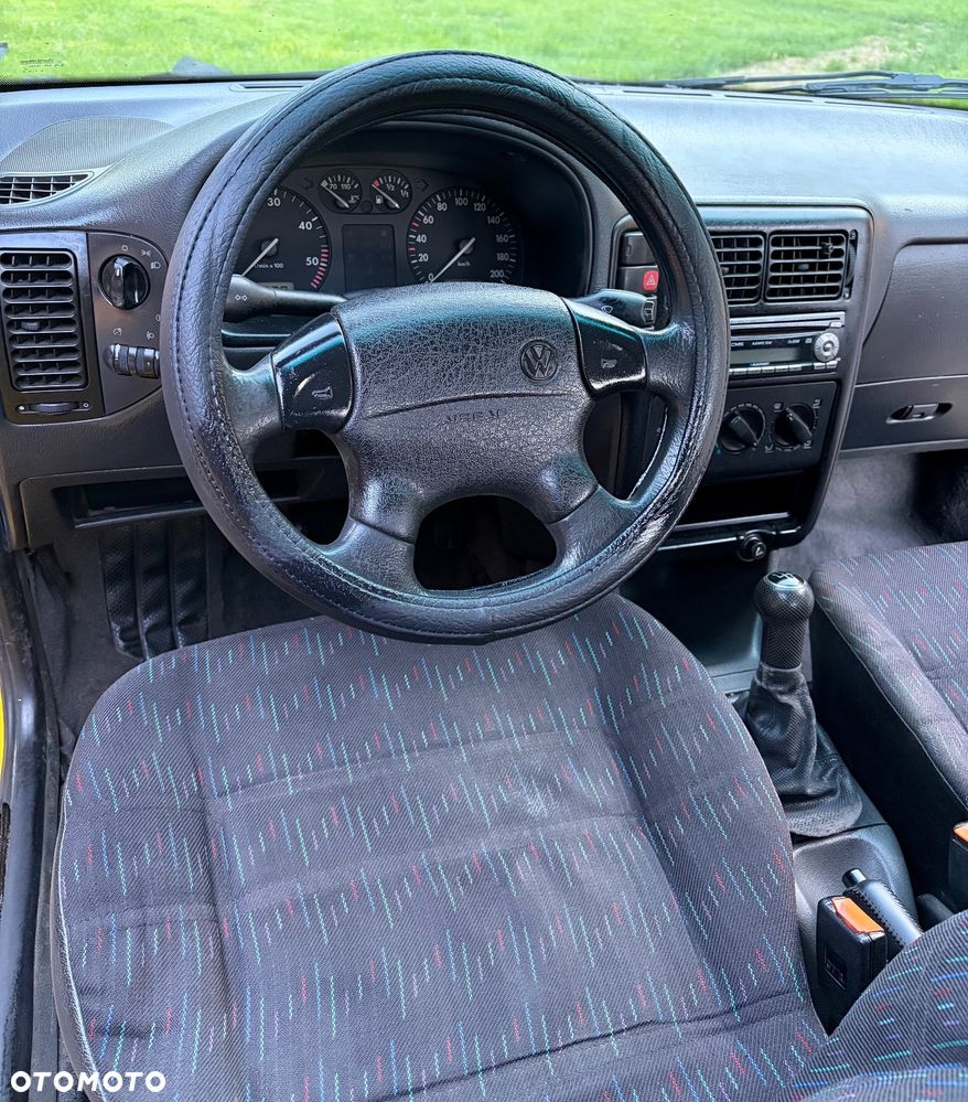 Volkswagen Polo 60 SDI - 13