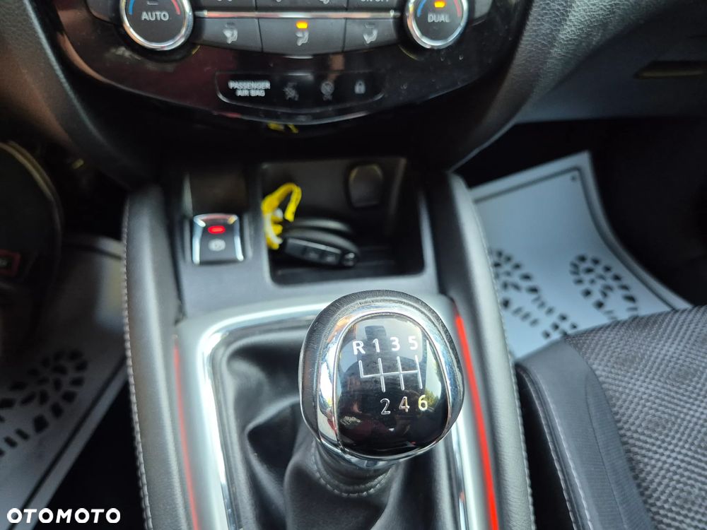 Nissan Qashqai 1.2 DIG-T Tekna - 16