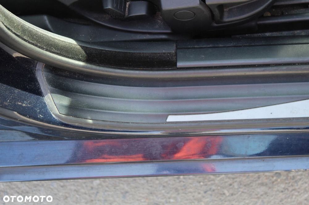 LISTWY NAKŁADKI PROGOWE WEWNĘTRZNE BMW SERIA 5 E60 - 2