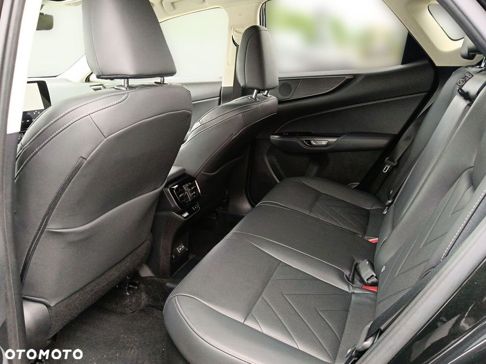 Lexus NX - 16