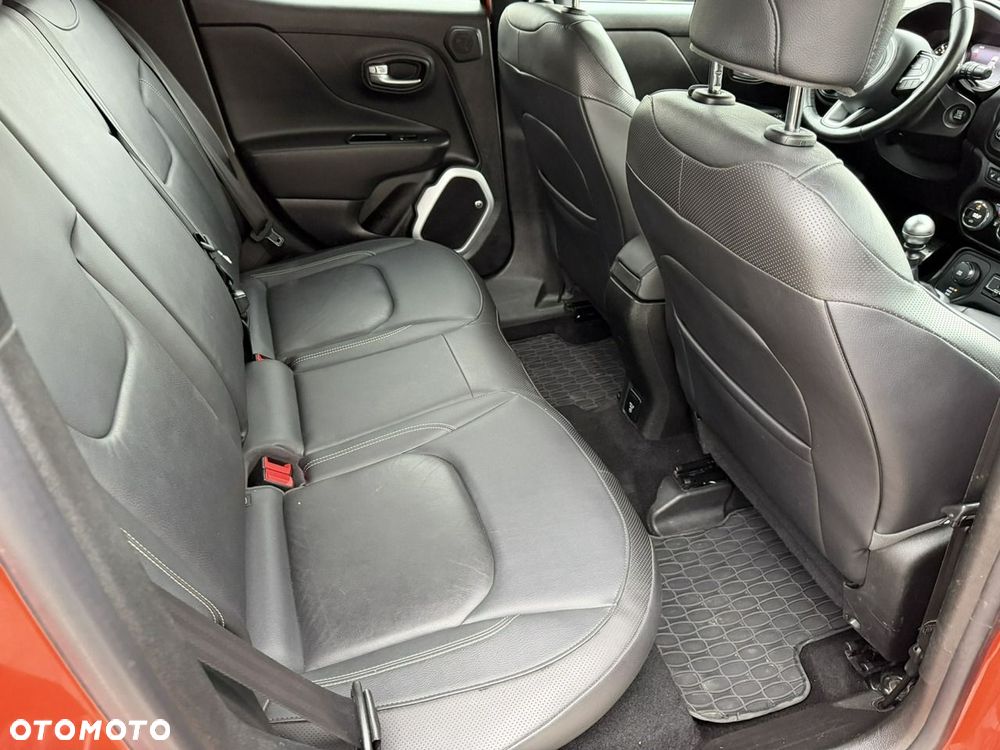Jeep Renegade - 24