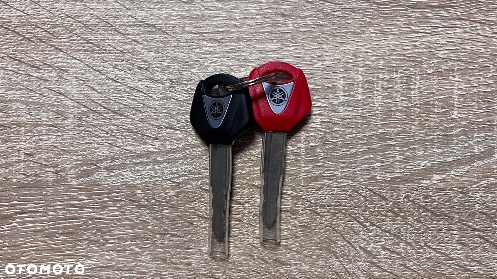 Yamaha R7 - 15