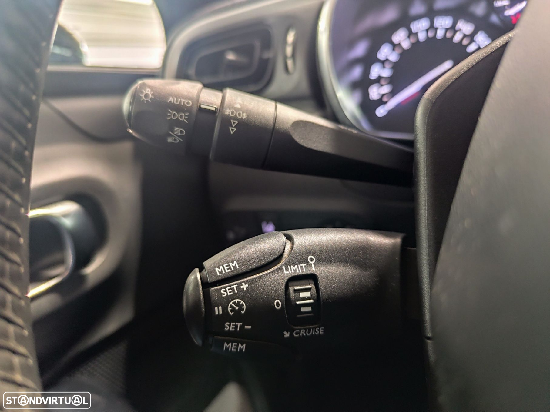 Citroën C3 1.2 PureTech Shine - 11