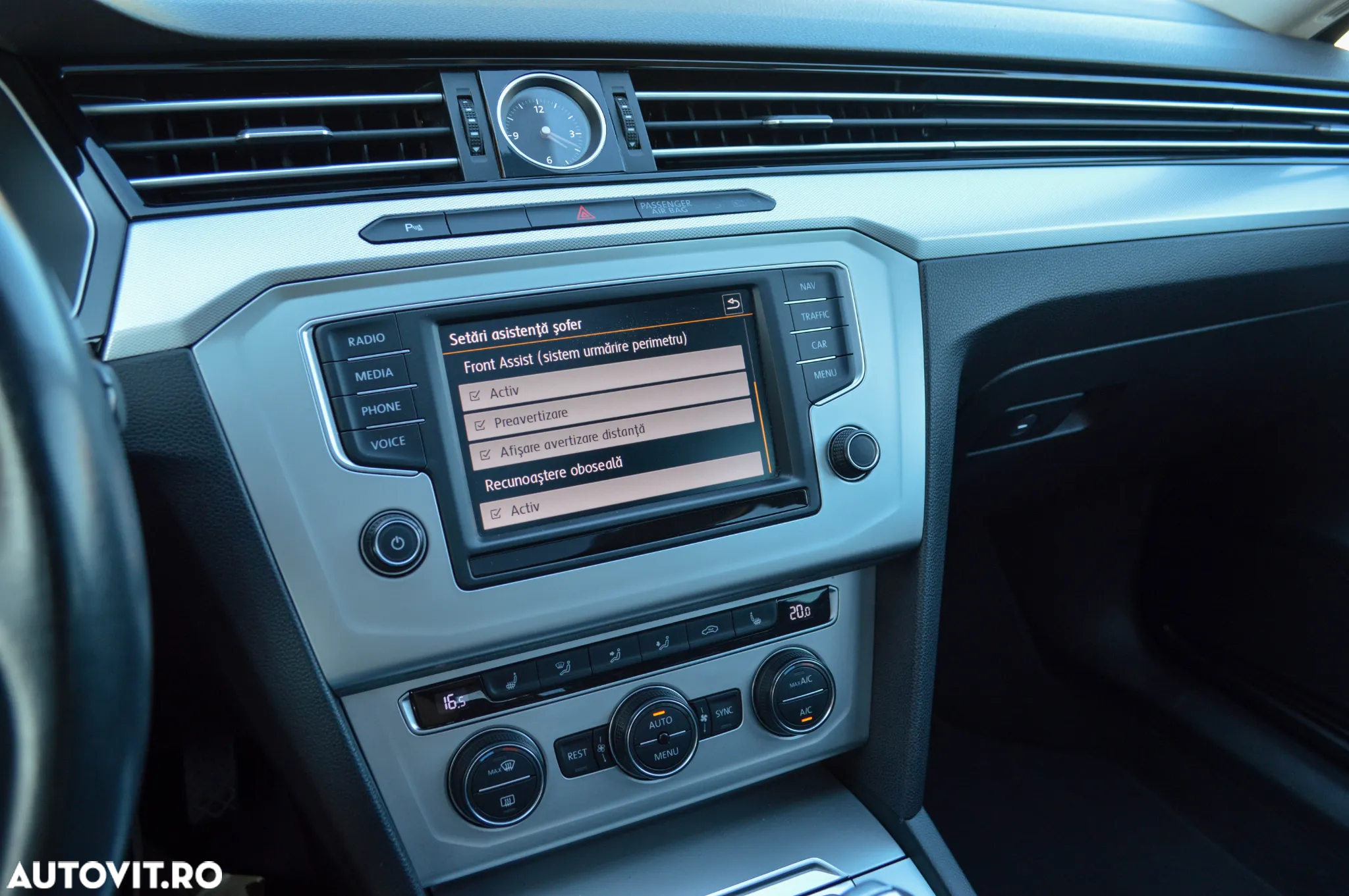 Volkswagen Passat Variant 2.0 TDI DSG (BlueMotion Technology) Comfortline - 8