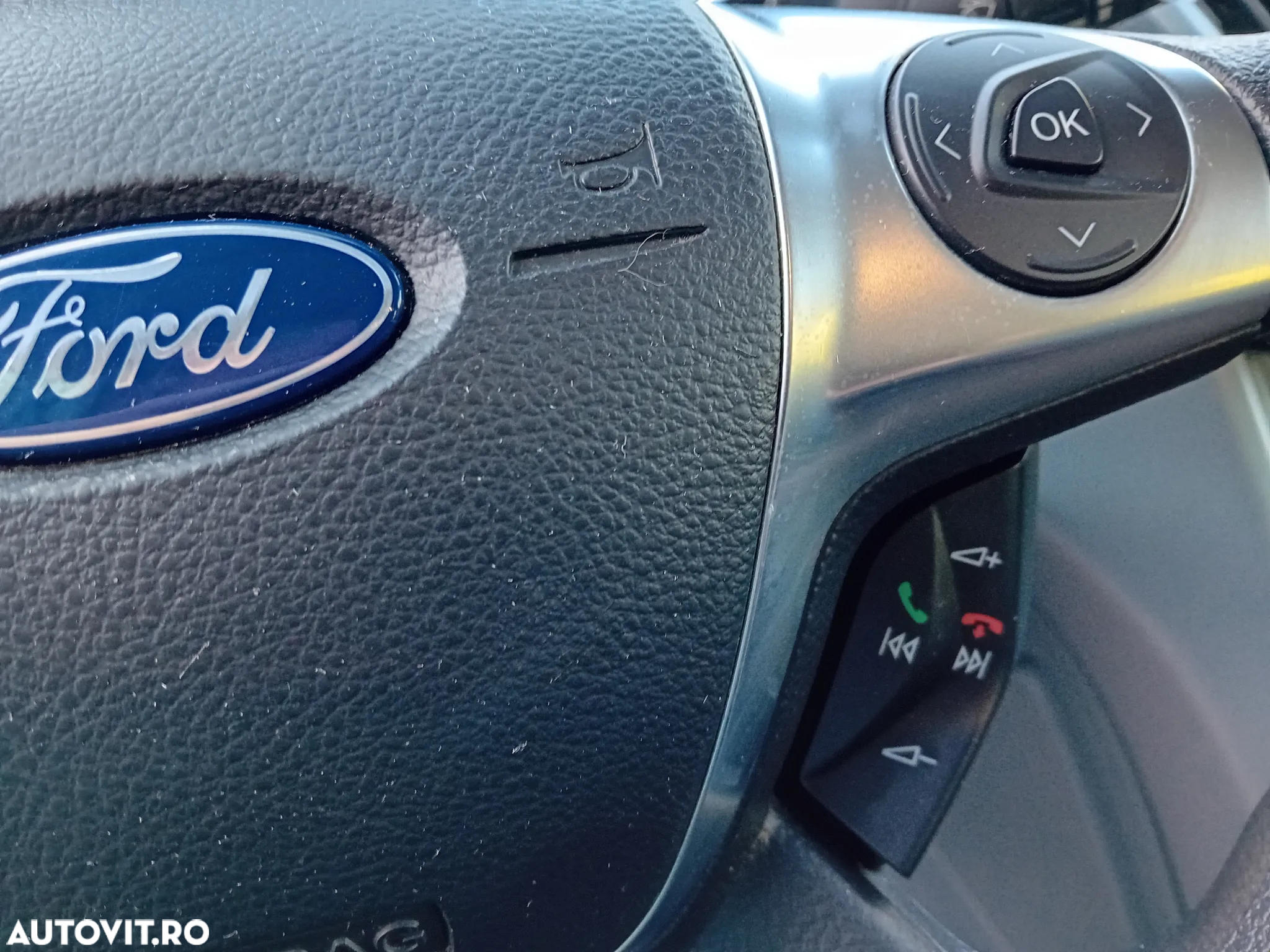 Ford Focus Turnier 1.6 EcoBoost Start-Stopp-System Titanium - 19