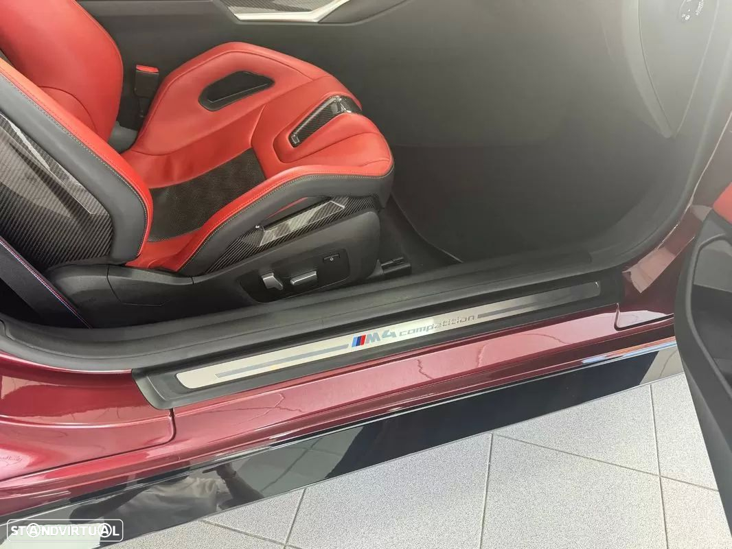 BMW M4 Competition Pack 50 anos M - 15