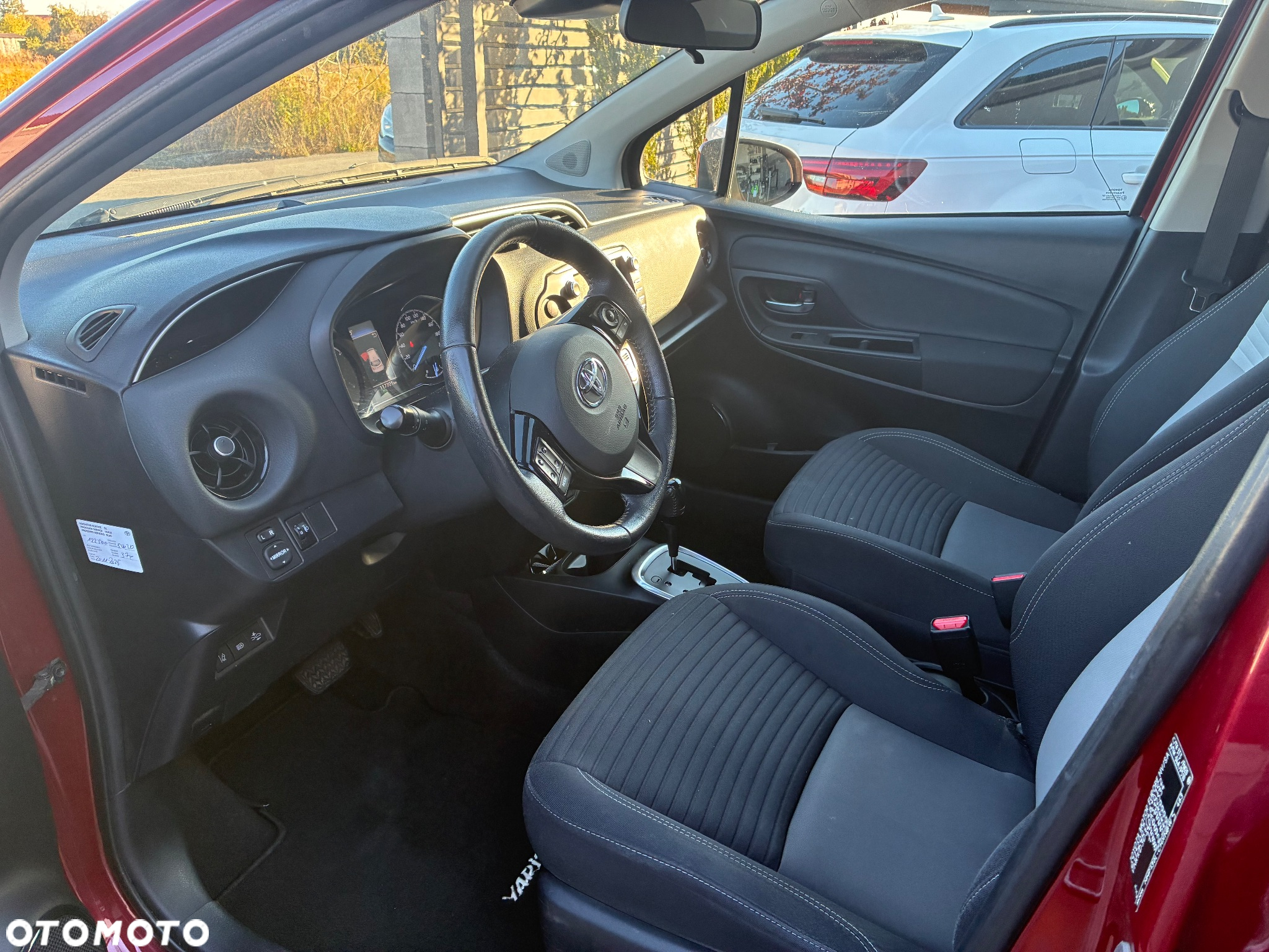 Toyota Yaris Hybrid 1.5 VVT-i Life - 7