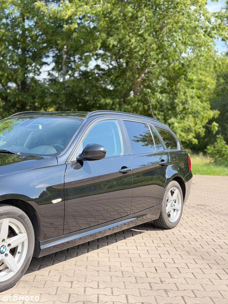 BMW Seria 3 318d - 5