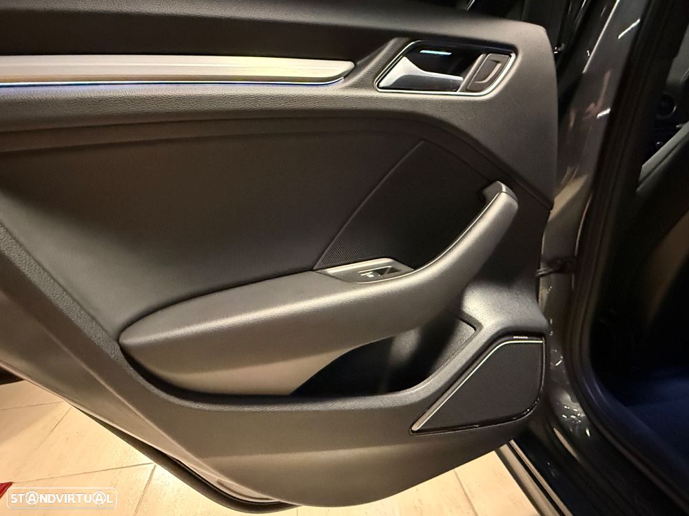Audi S3 Sportback 2.0 TFSi quattro S tronic - 37