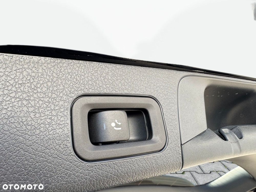 Mercedes-Benz GLB 200 d AMG Line 8G-DCT - 18