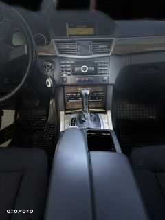 Mercedes-Benz Klasa E 250 CDI DPF BlueEFFICIENCY Automatik Elegance - 10