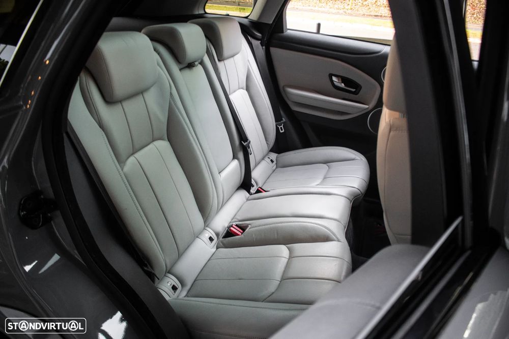 Land Rover Range Rover Evoque D150 HSE - 30