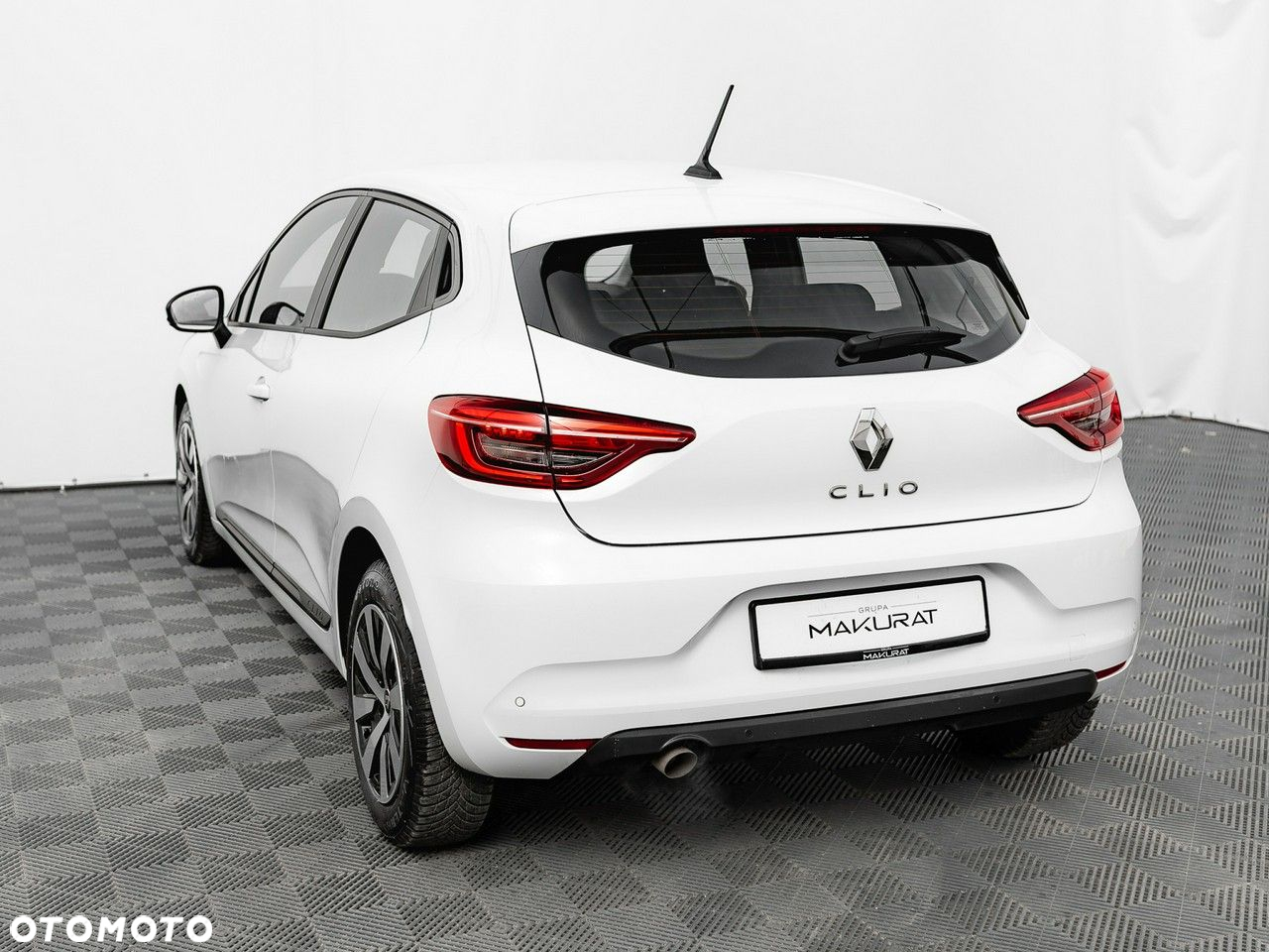 Renault Clio 1.0 TCe Equilibre - 6
