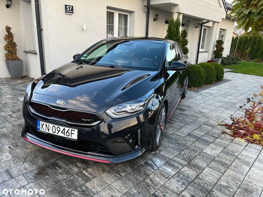 Kia ProCeed 1.6 T-GDI GT DCT - 13