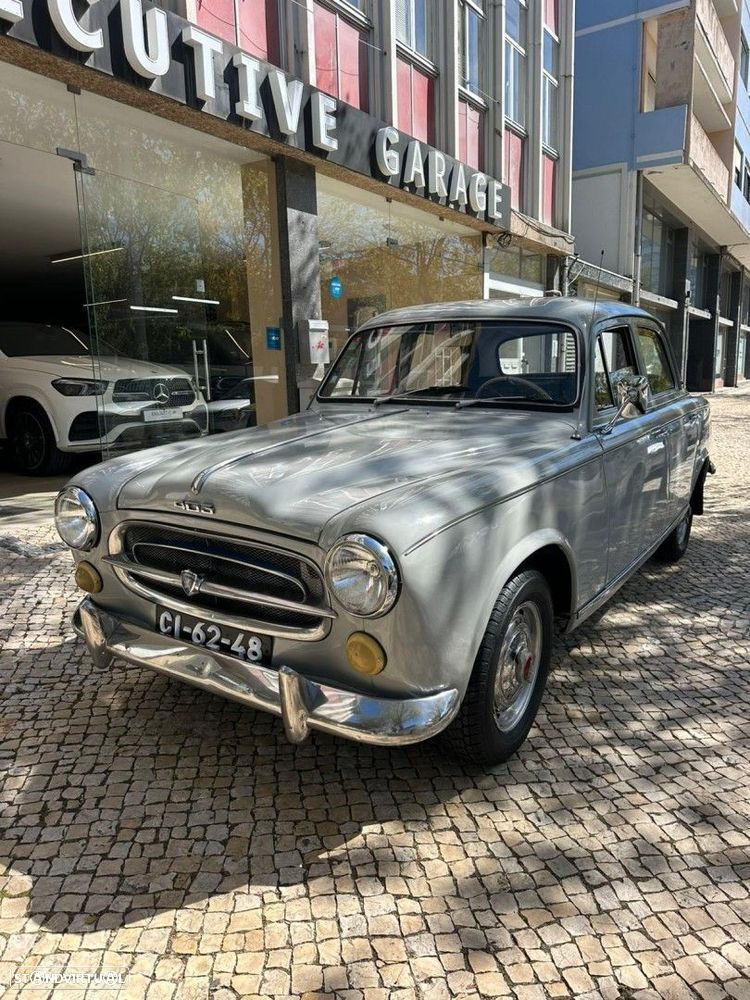 Peugeot 403