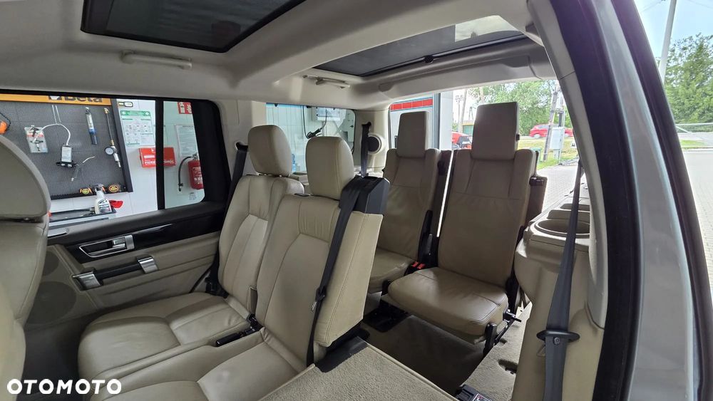 Land Rover Discovery IV 3.0 SD V6 HSE - 16