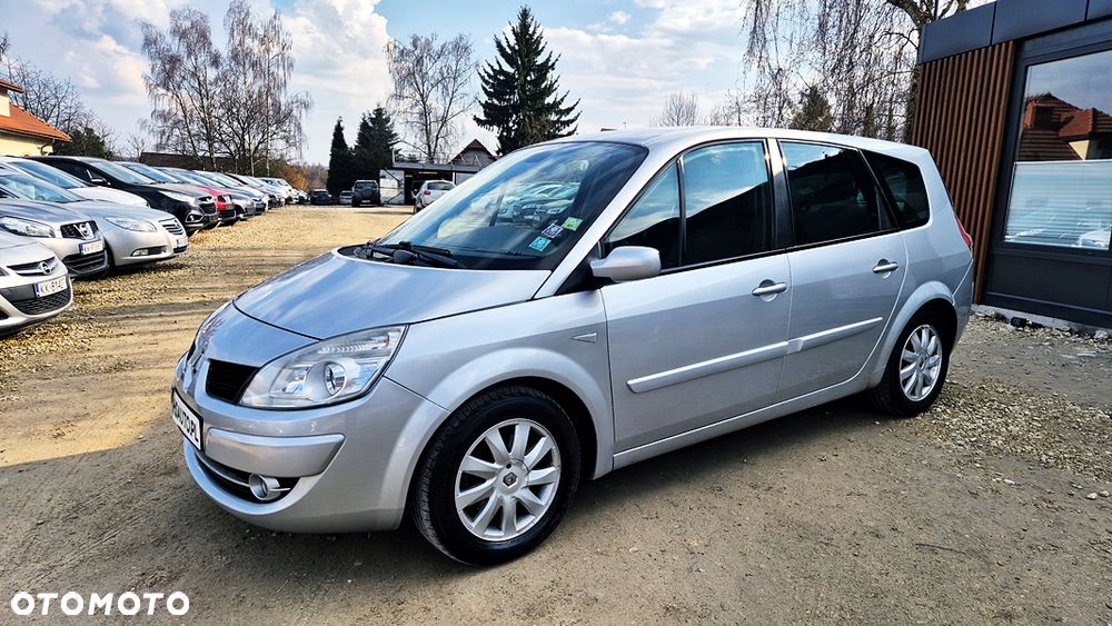 Renault Grand Scenic 2.0 16V Privilege - 25