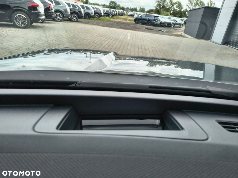 Volkswagen T-Roc 1.5 TSI Style DSG - 21