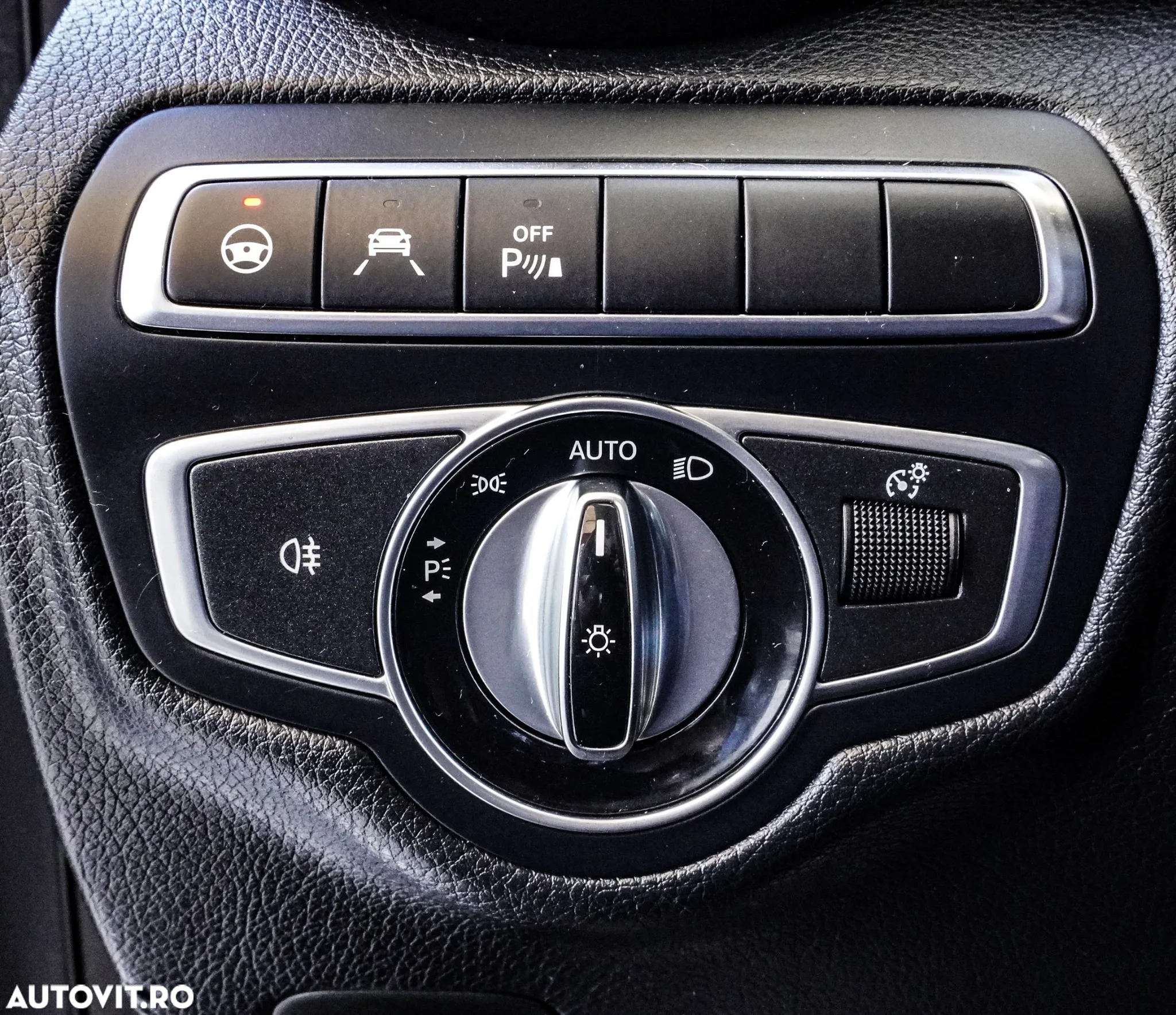 Mercedes-Benz GLC 250 d 4MATIC - 31