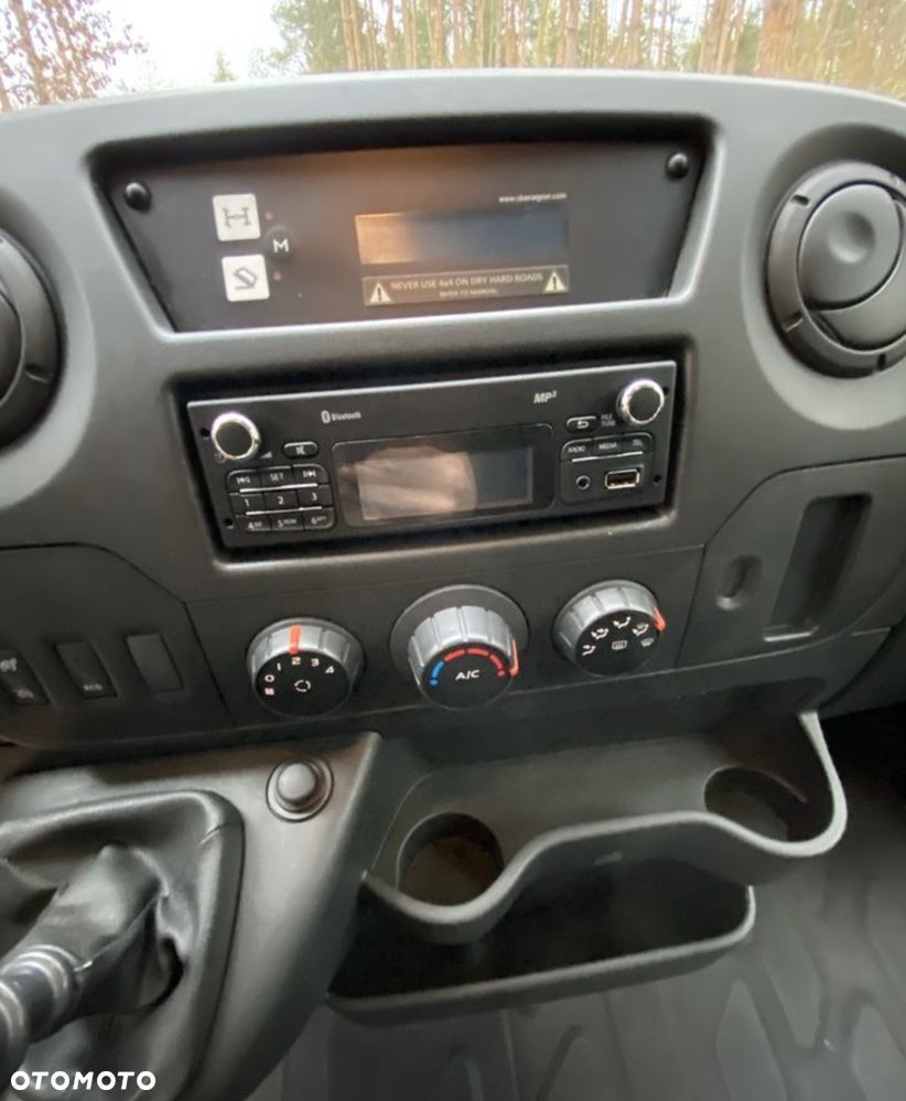 Renault Master 4x4 - 21