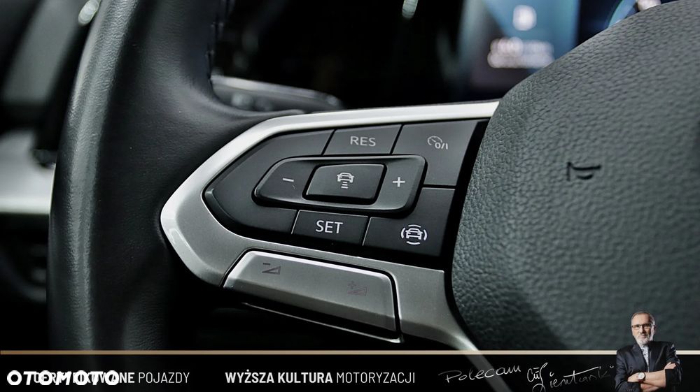 Volkswagen Golf VIII 2.0 TDI Life - 18
