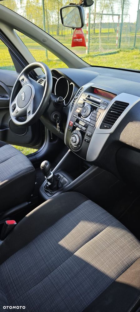Kia Venga 1.6 L - 9