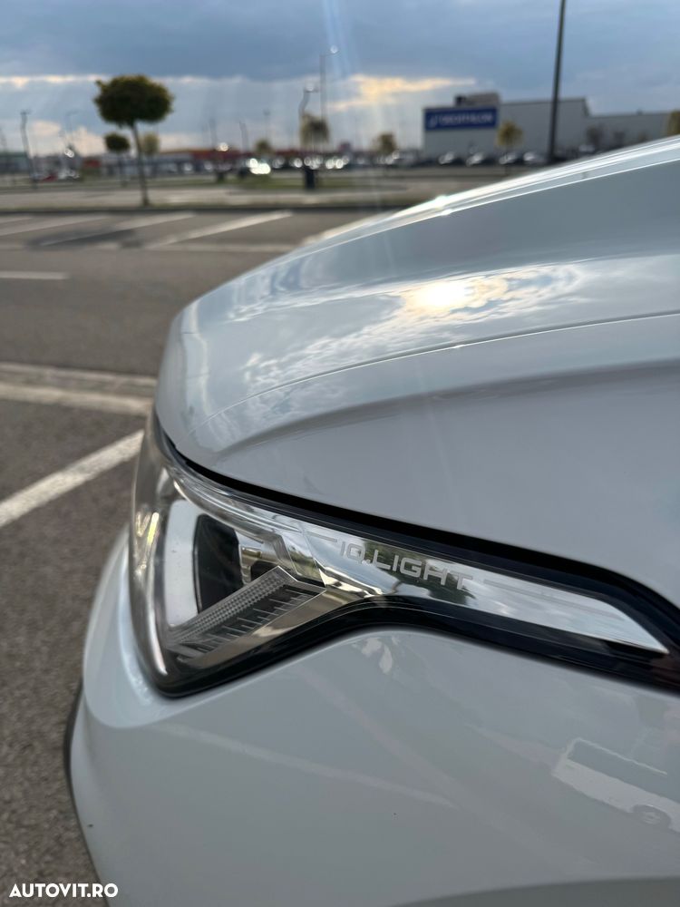 Volkswagen Tiguan - 23