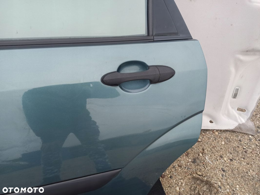 Drzwi lewy tył kompletne FORD FOCUS MK1 KOMBI kolor X1 - 5