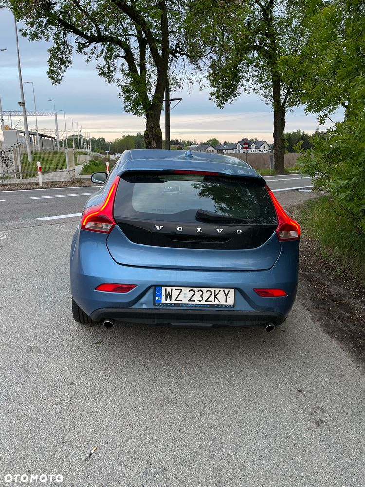 Volvo V40 D4 Momentum - 5