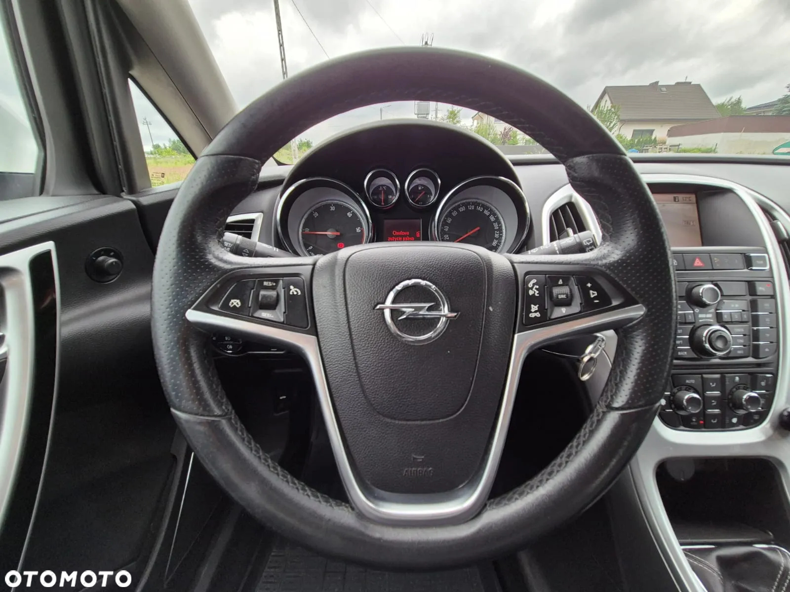 Opel Astra IV 2.0 CDTI Cosmo - 32
