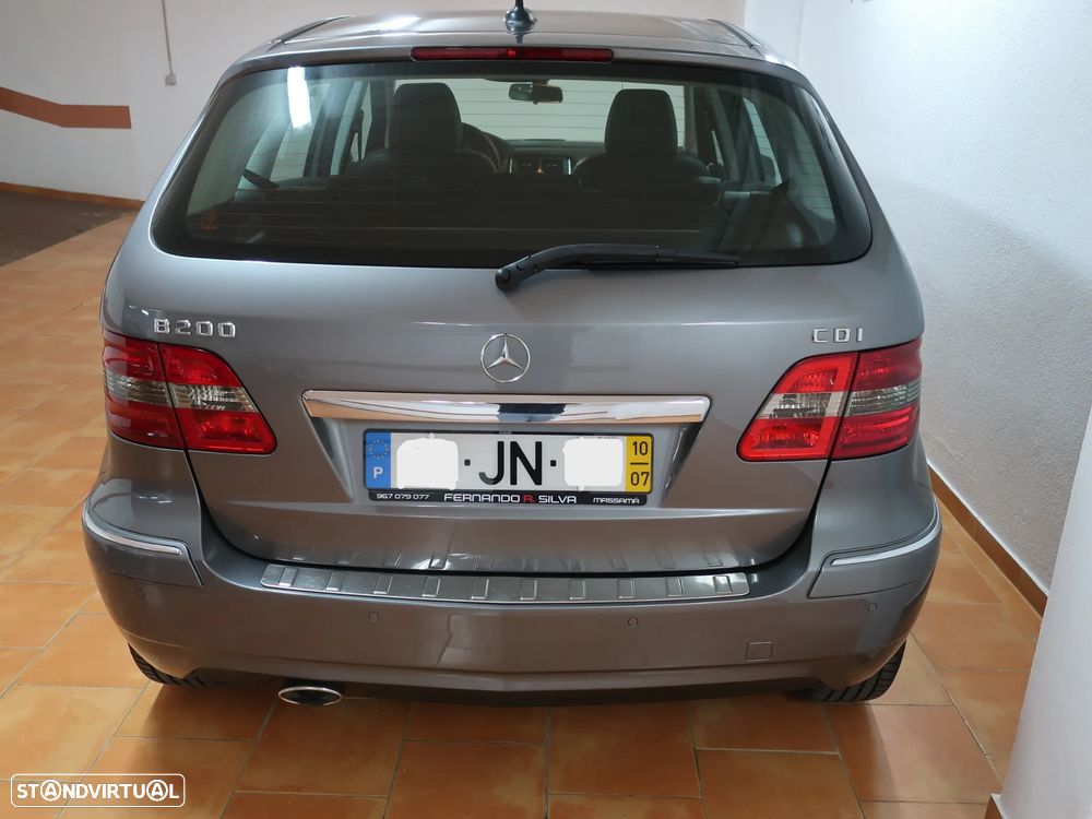 Mercedes-Benz B 200 CDI Autotronic - 10