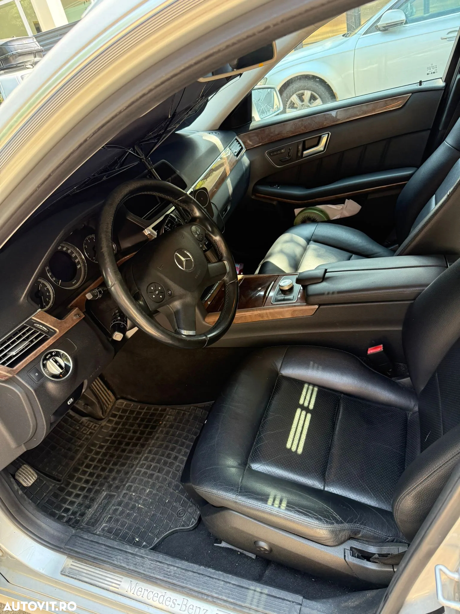 Mercedes-Benz E 220 Blue TEC BlueEFFICIENCY Edition - 3
