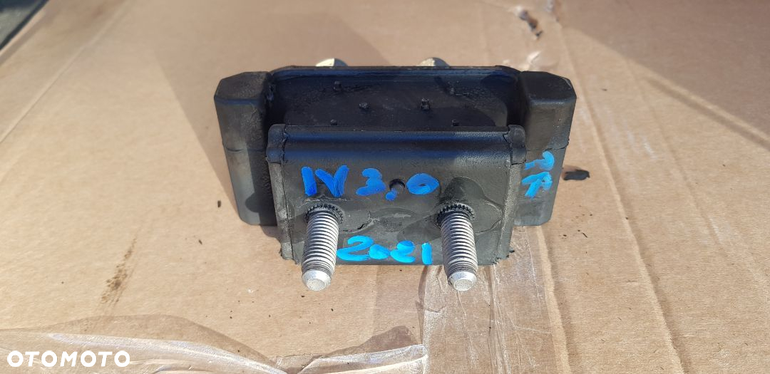 Poduszka silnika IVeco 3,0 HPi Nowa OEM - 2