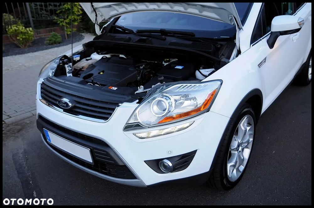 Ford Kuga 2.0 TDCi 4x4 Titanium - 28