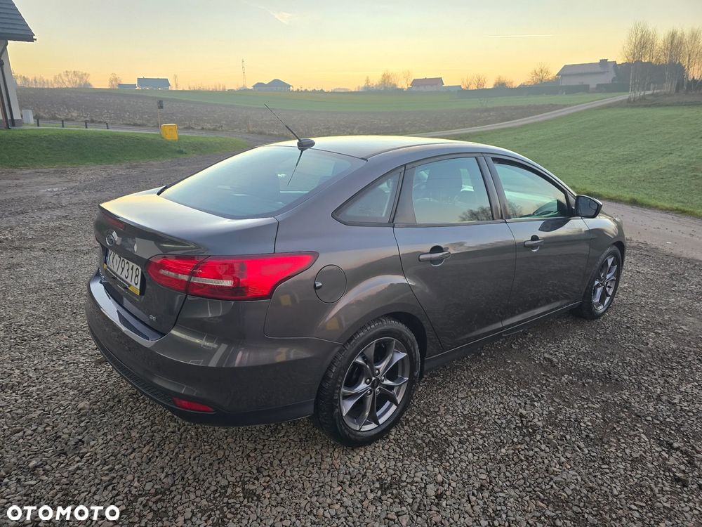 Ford Focus 2.0 EcoBoost ST mit Leder-Exclusiv-Paket - 21