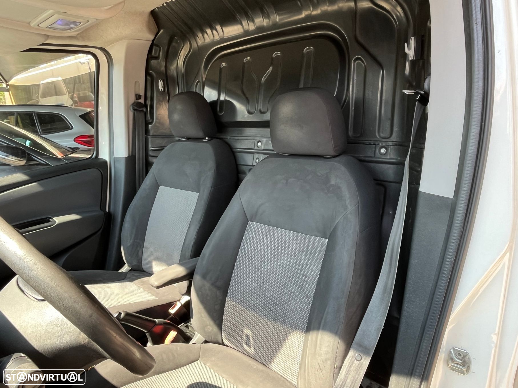 Fiat Doblo Outro - 17