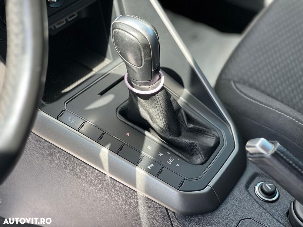 Volkswagen Polo 1.0 TSI DSG Style - 10