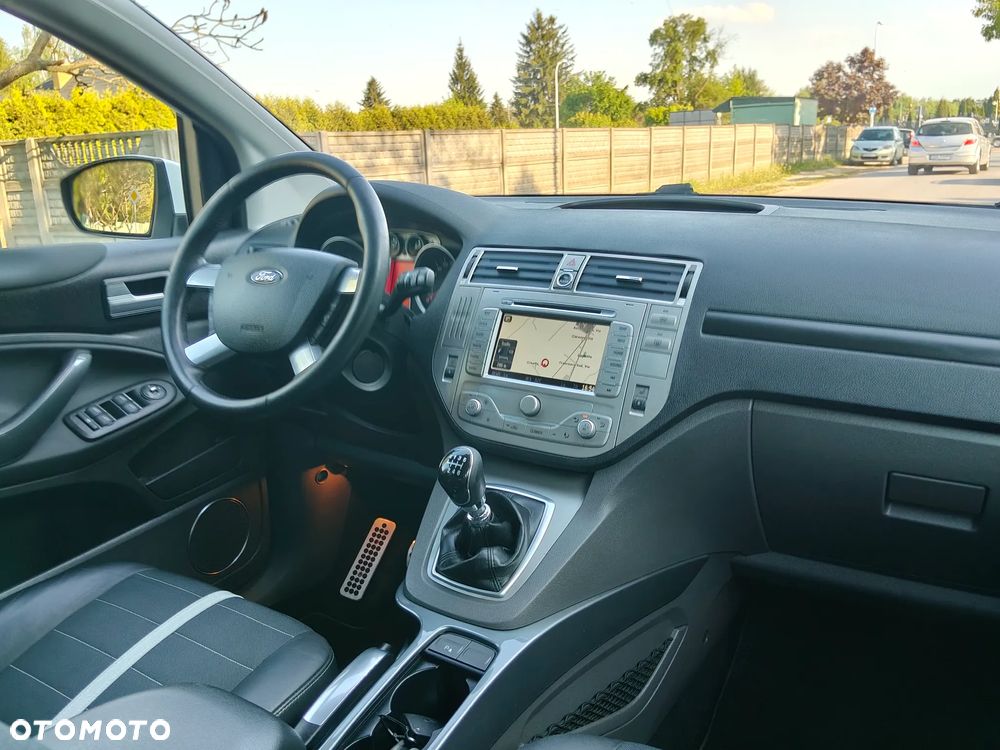 Ford Kuga 2.0 TDCi 4x4 Titanium - 21