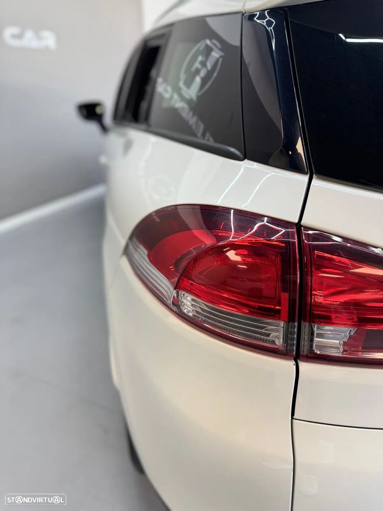 Renault Clio Sport Tourer 1.5 dCi Limited EDition - 4