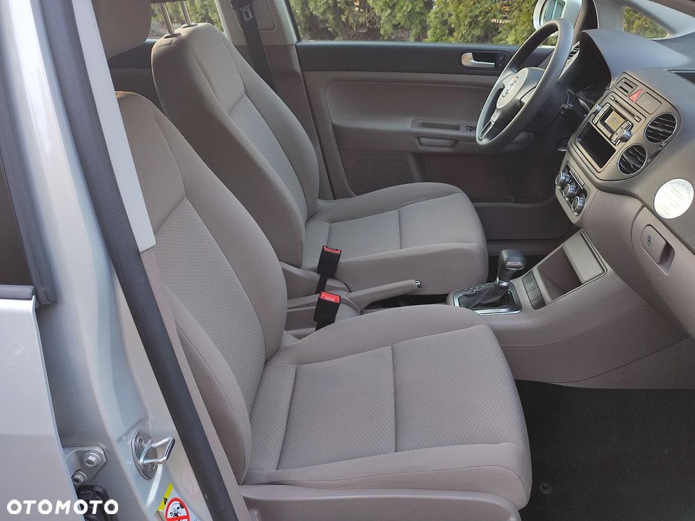 Volkswagen Golf Plus 1.6 Comfortline DSG - 32