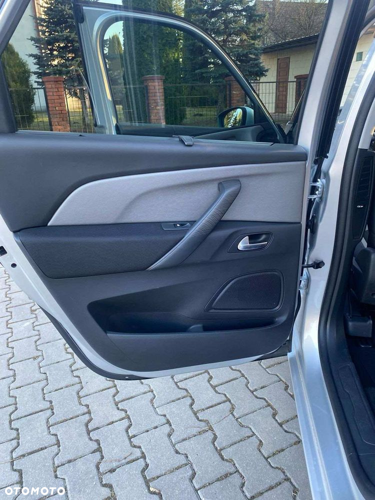 Citroën C4 Picasso - 15