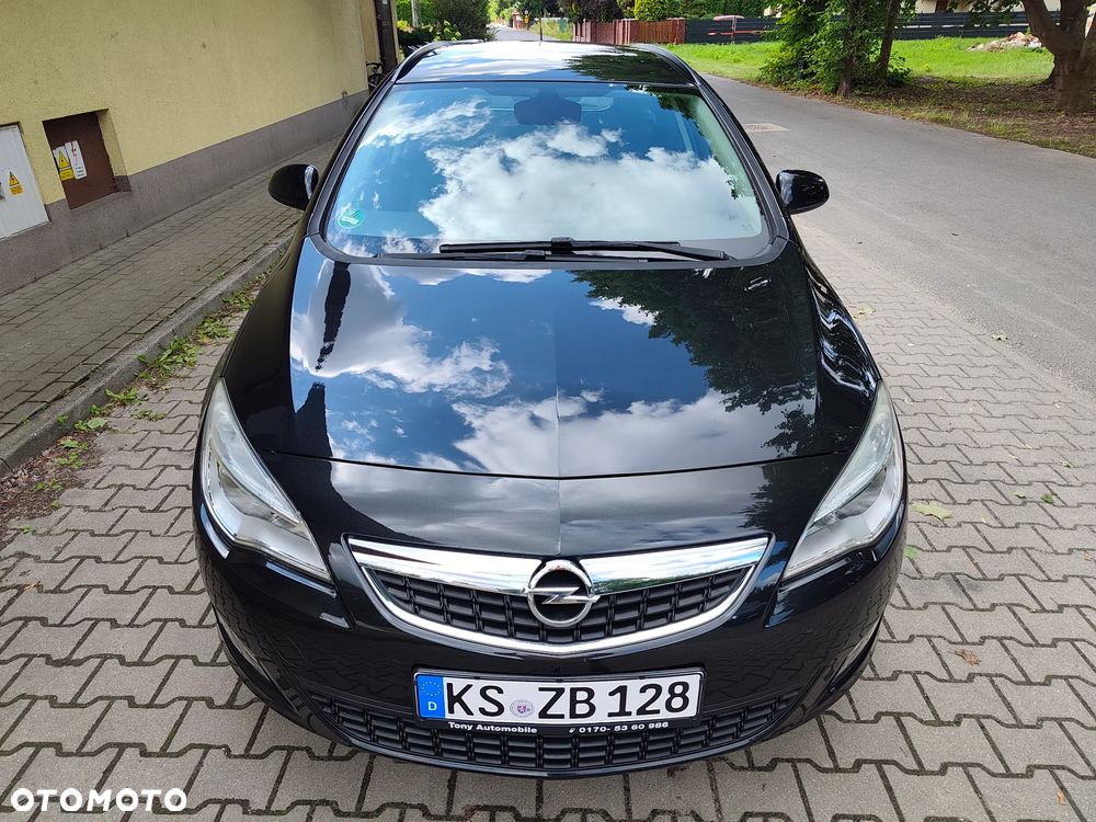 Opel Astra 1.4 Turbo 150 Jahre - 2