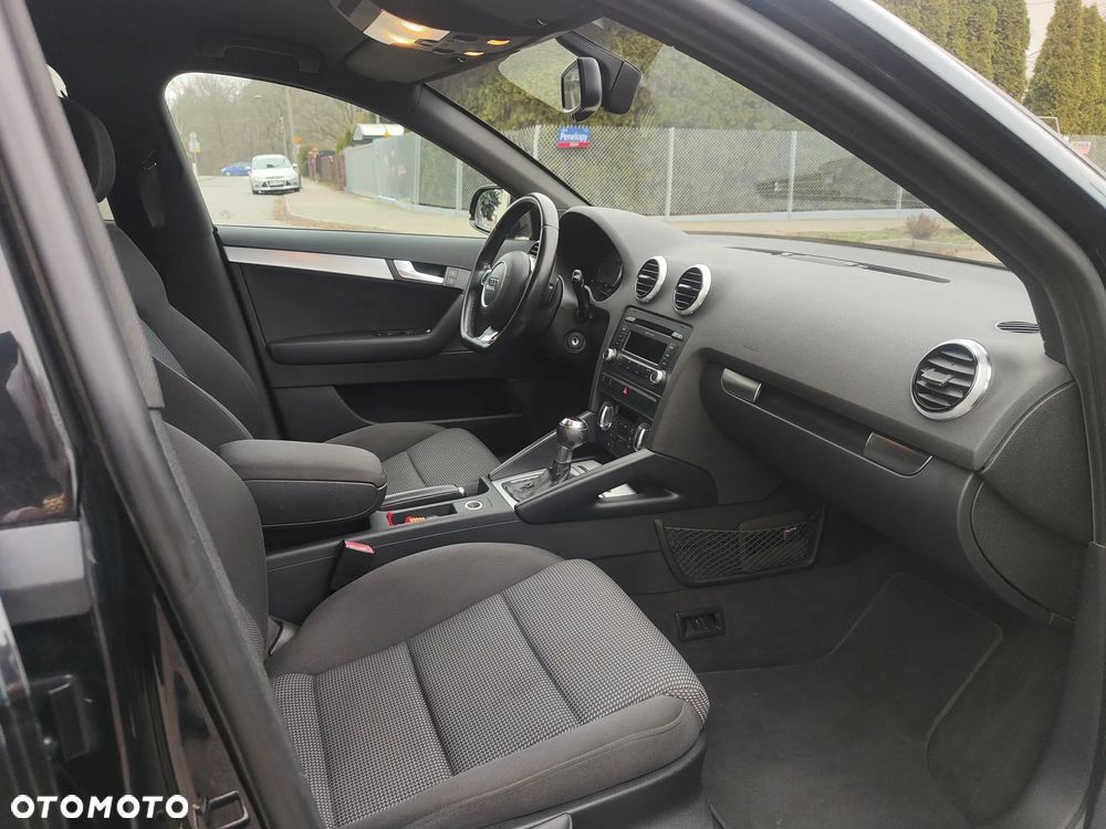 Audi A3 Sportback 1.4 TFSI S tronic S line Sportpaket - 12