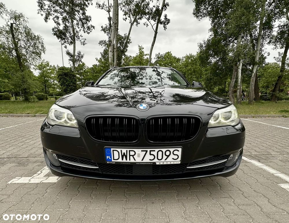 BMW Seria 5 530d xDrive - 4