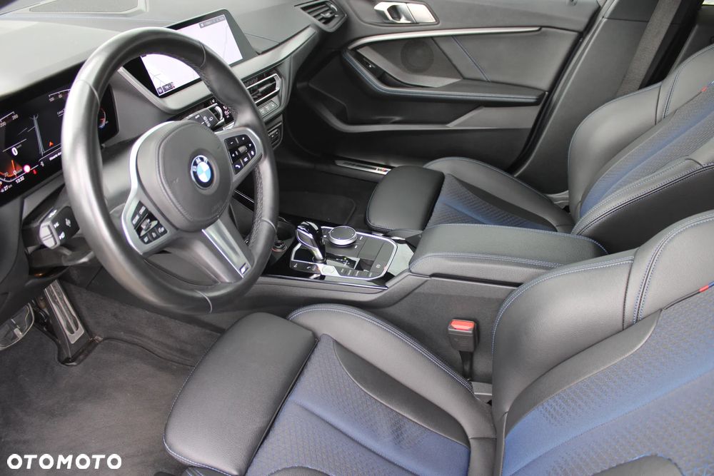 BMW Seria 1 118i M Sport - 19