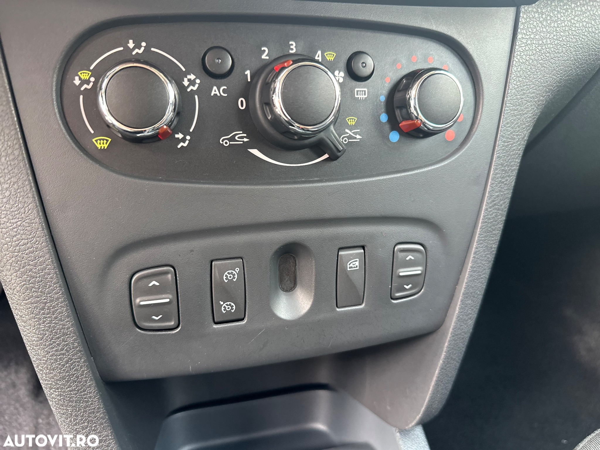 Dacia Sandero 0.9 Stepway - 10