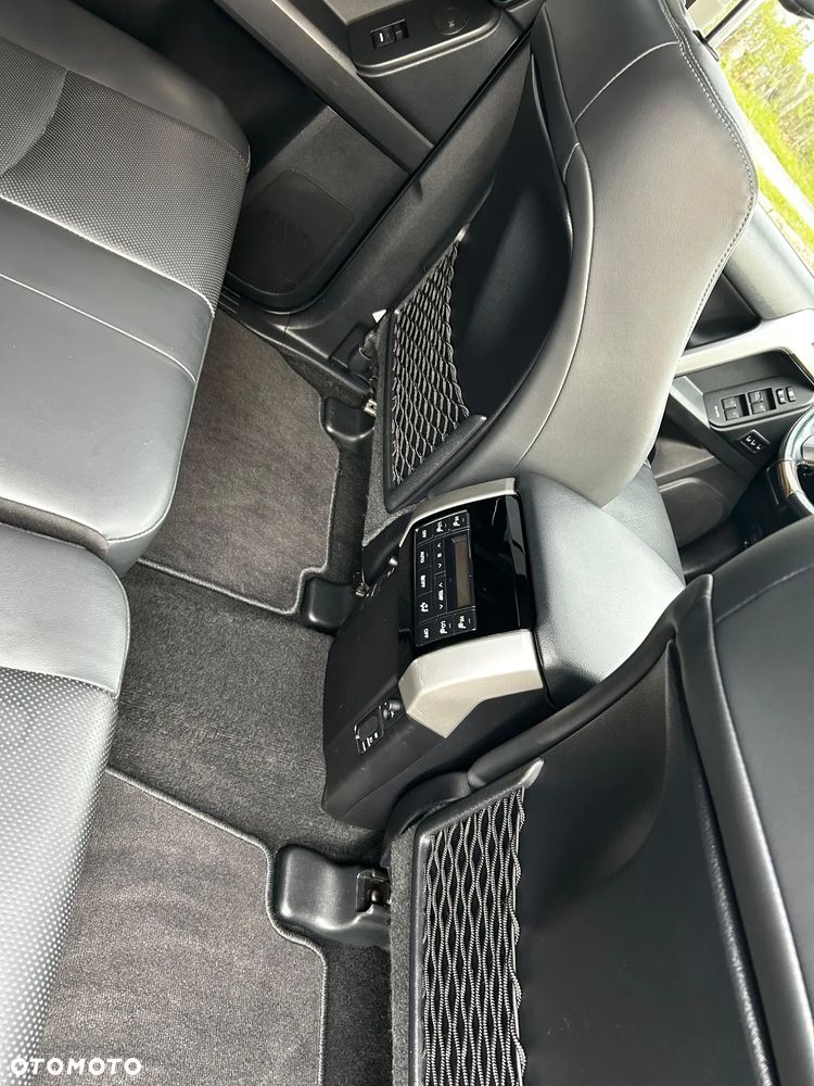 Toyota Land Cruiser LC 2.8 D-4D Executive - 12