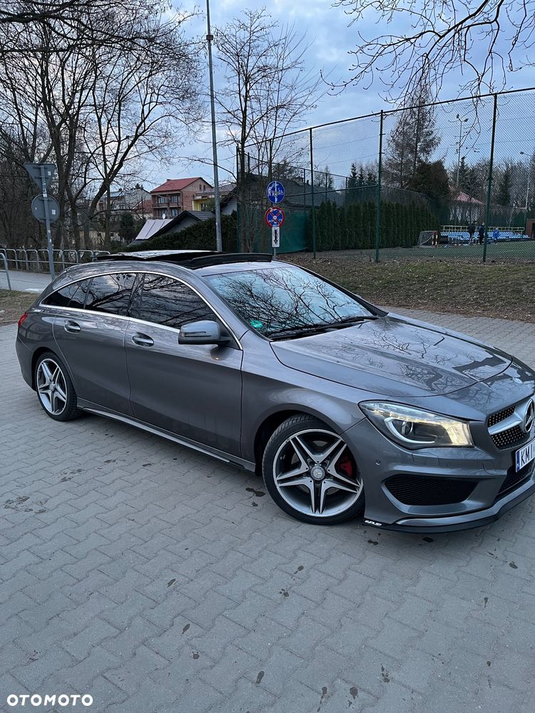 Mercedes-Benz CLA 250 AMG Line - 2