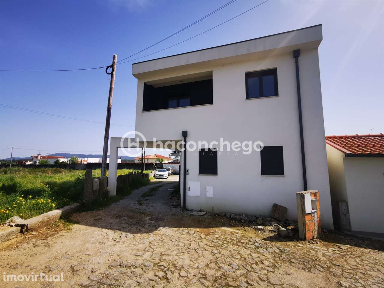 Apartamento T2 em São Verissimo com lugar de estacionamento privado - Grande imagem: 2/21