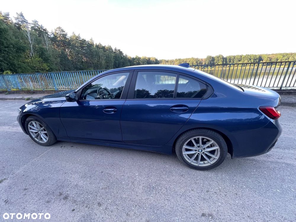 BMW Seria 3 318i Advantage - 1